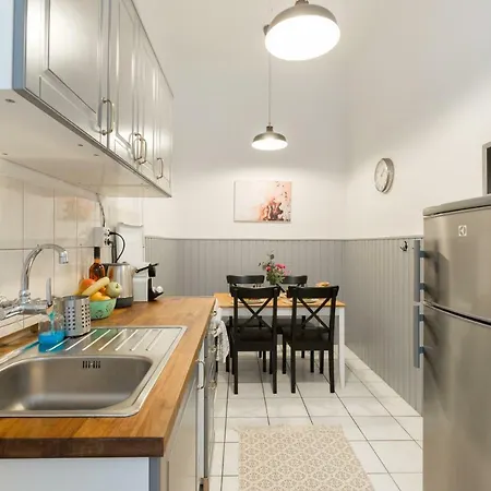 Kalia Apartment